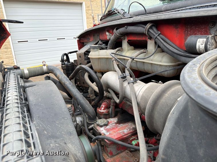 image for item FH6316 2009 Sterling L7500 dump truck