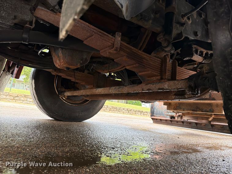 image for item FH6316 2009 Sterling L7500 dump truck