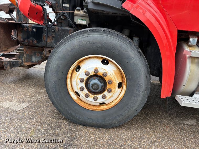 image for item FH6316 2009 Sterling L7500 dump truck