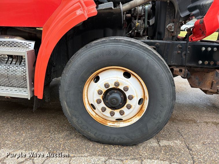 image for item FH6316 2009 Sterling L7500 dump truck