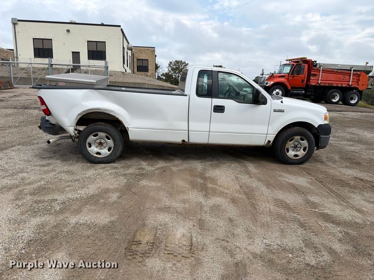 image for item FH6317 2007 Ford F150 pickup truck