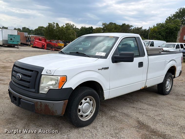 2010 Ford F150 pickup truck