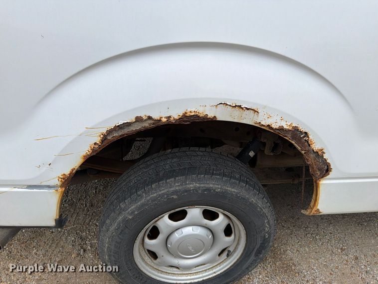 image for item FH6318 2010 Ford F150 pickup truck