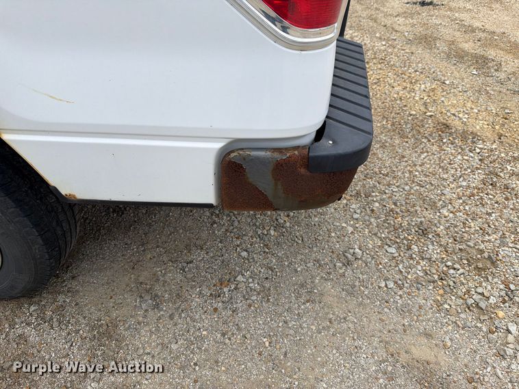 image for item FH6318 2010 Ford F150 pickup truck