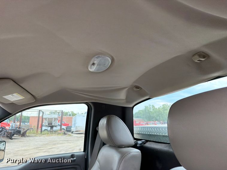 image for item FH6318 2010 Ford F150 pickup truck