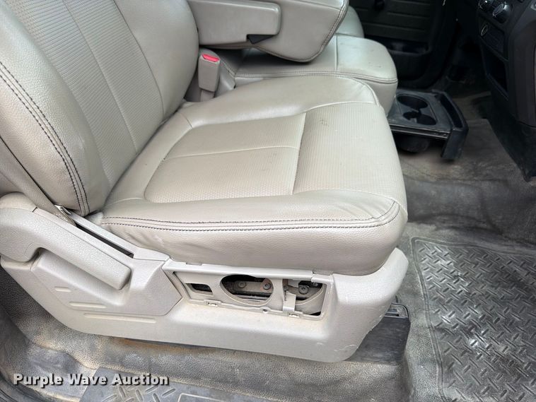 image for item FH6318 2010 Ford F150 pickup truck