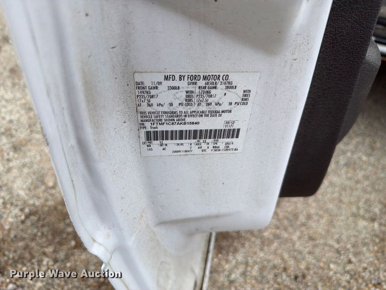 image for item FH6318 2010 Ford F150 pickup truck