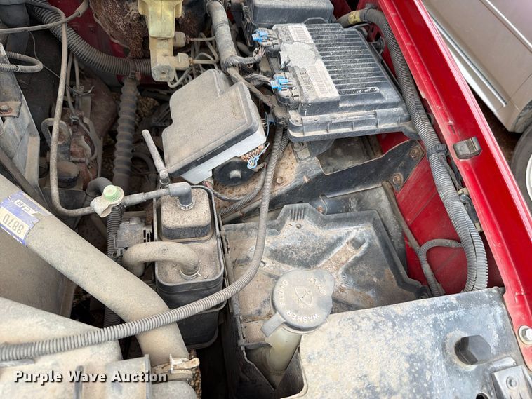 image for item FH6320 1998 Chevrolet C1500 pickup truck