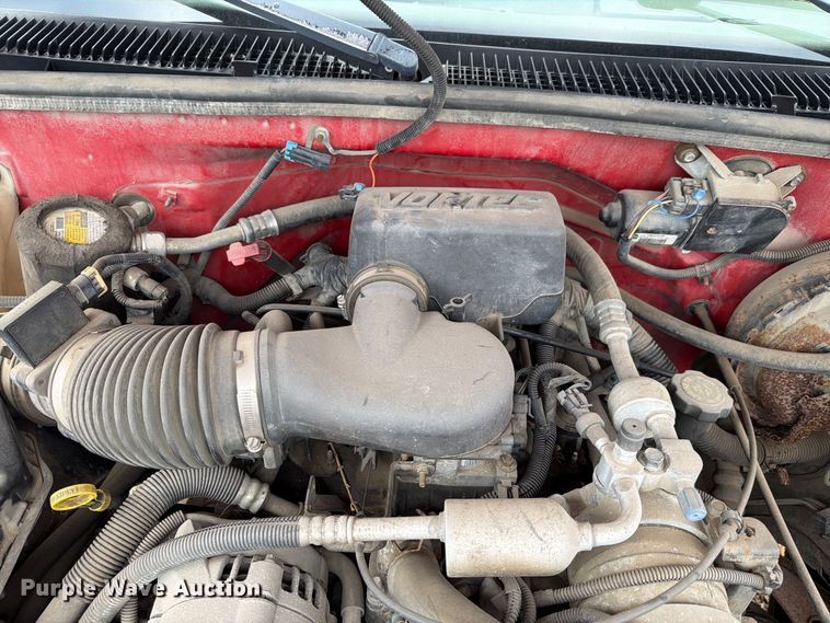 image for item FH6320 1998 Chevrolet C1500 pickup truck
