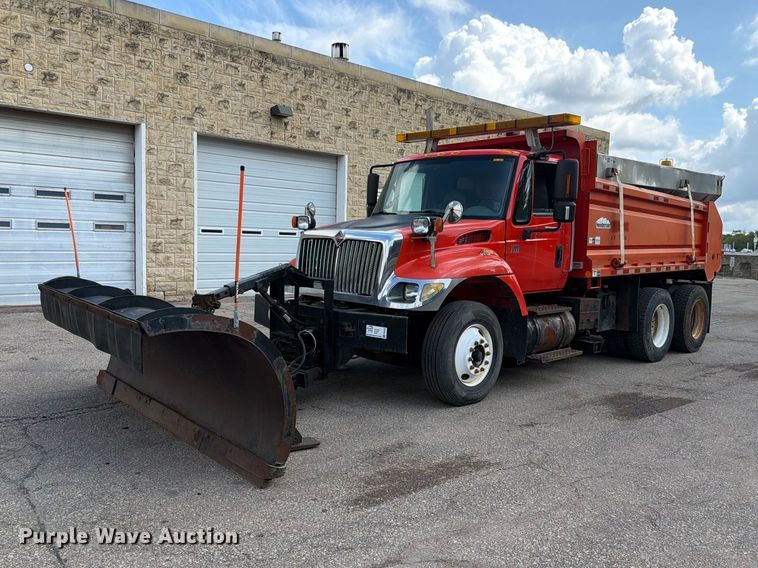 2006 International WorkStar 7400 dump truck