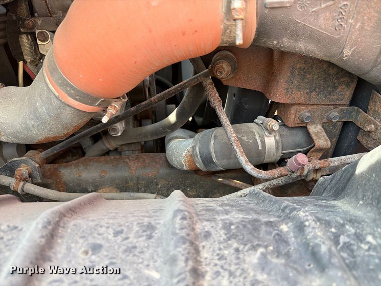 image for item FH6332 2006 International WorkStar 7400 dump truck