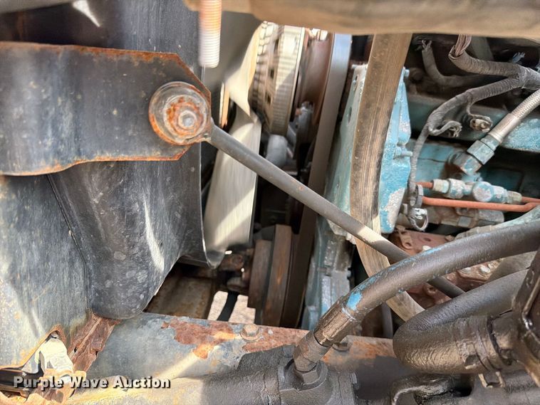 image for item FH6332 2006 International WorkStar 7400 dump truck
