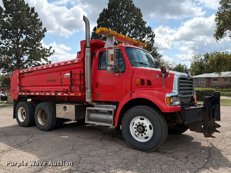 image for item FH6335 2009 Sterling L7500 Series dump truck