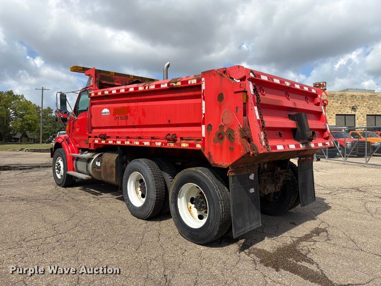 image for item FH6335 2009 Sterling L7500 Series dump truck