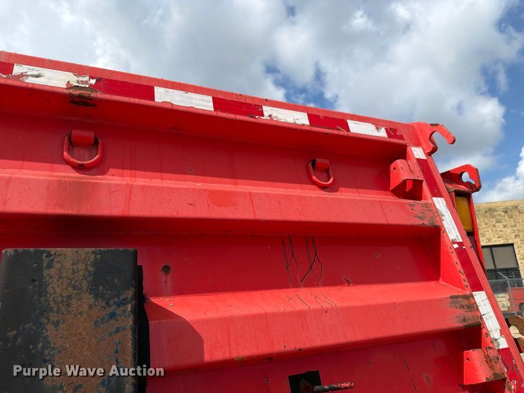 image for item FH6335 2009 Sterling L7500 Series dump truck