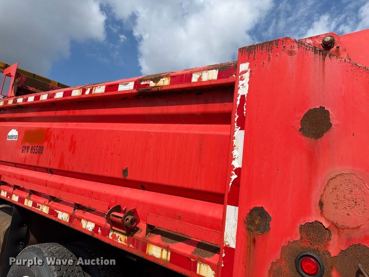 image for item FH6335 2009 Sterling L7500 Series dump truck