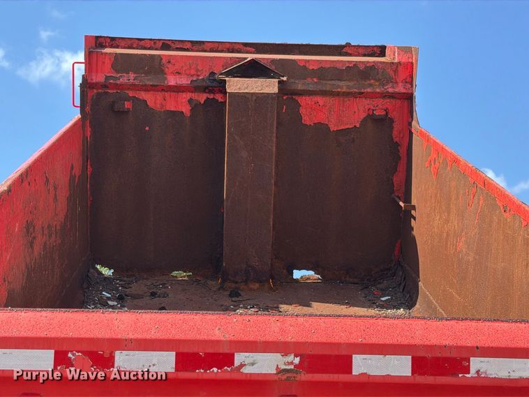 image for item FH6335 2009 Sterling L7500 Series dump truck