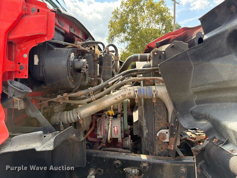 image for item FH6335 2009 Sterling L7500 Series dump truck
