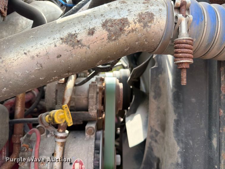 image for item FH6335 2009 Sterling L7500 Series dump truck
