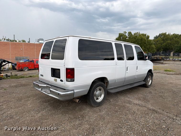 image for item FH6337 2007 Ford Econoline van