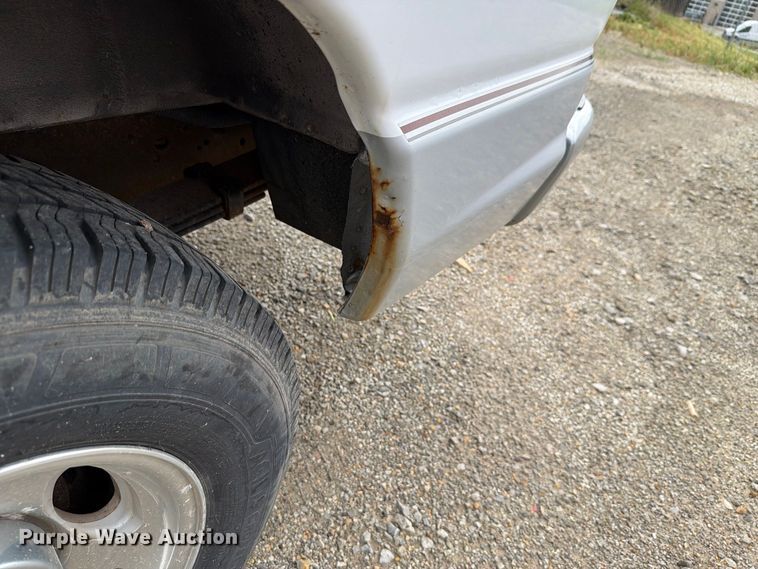 image for item FH6337 2007 Ford Econoline van