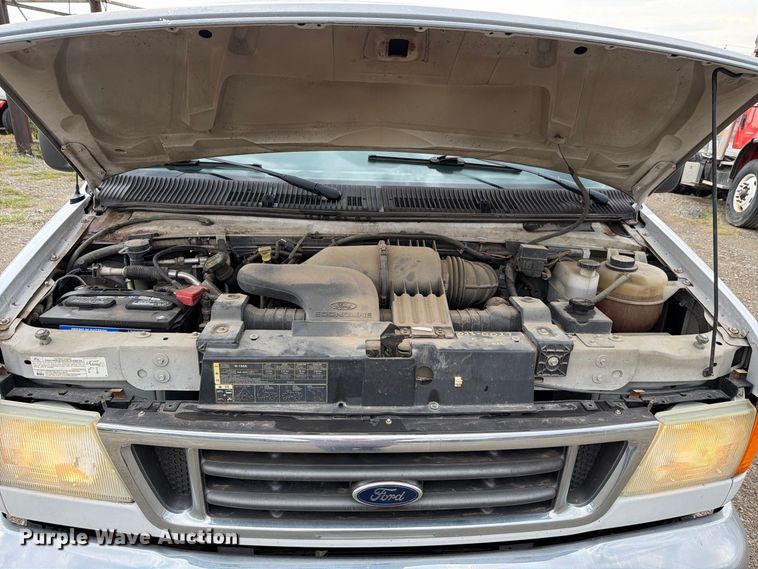 image for item FH6337 2007 Ford Econoline van