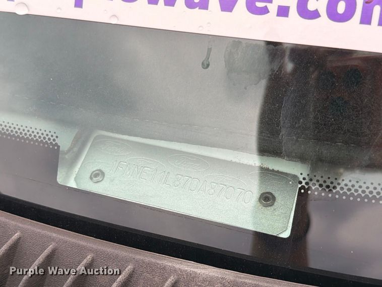 image for item FH6337 2007 Ford Econoline van