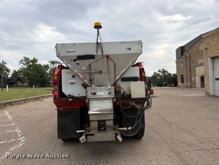 image for item FH6338 2007 International 7400 dump truck