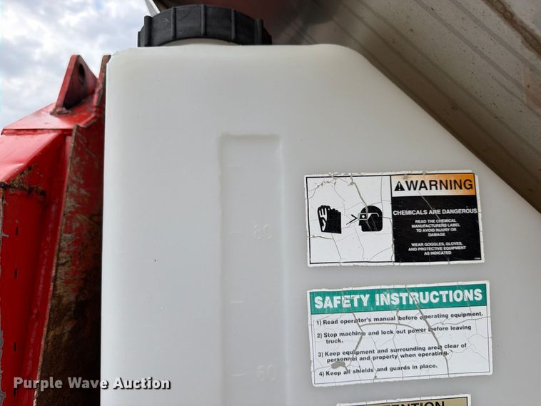 image for item FH6338 2007 International 7400 dump truck