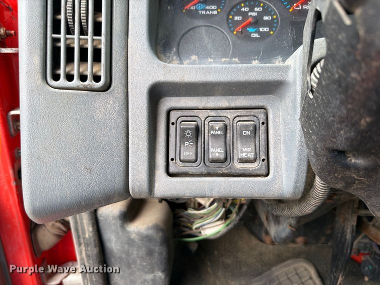 image for item FH6338 2007 International 7400 dump truck