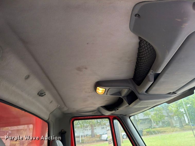 image for item FH6338 2007 International 7400 dump truck