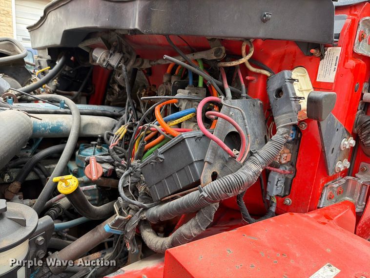 image for item FH6338 2007 International 7400 dump truck
