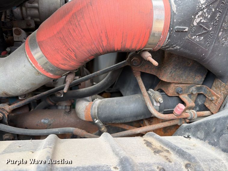 image for item FH6338 2007 International 7400 dump truck