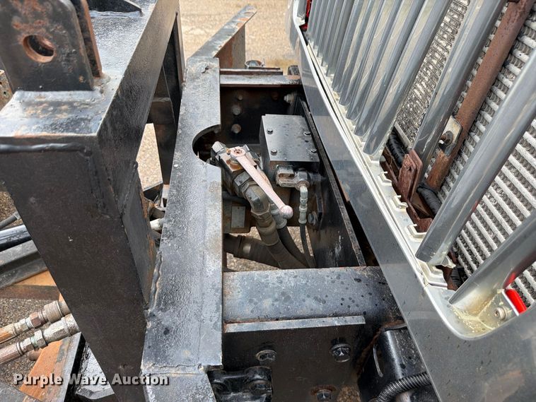 image for item FH6339 2007 International 7400 dump truck