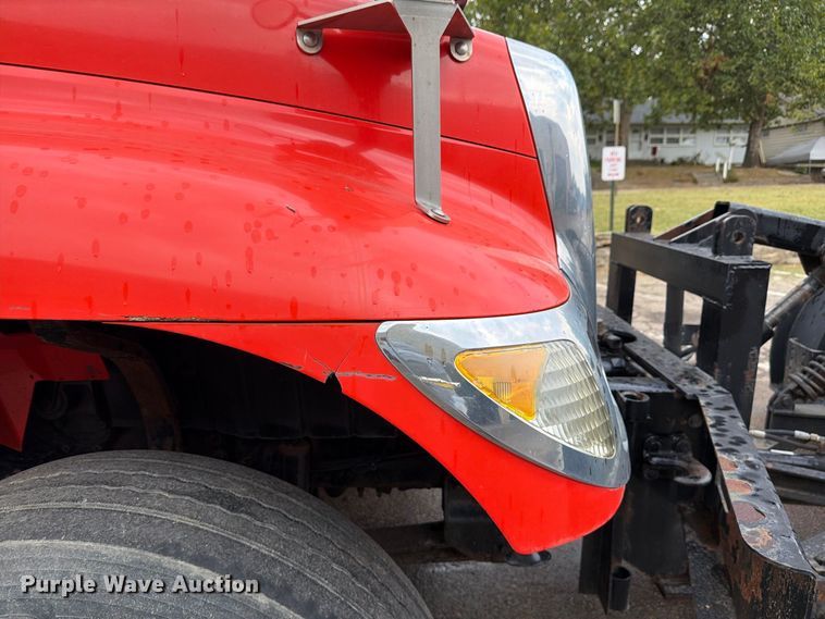 image for item FH6339 2007 International 7400 dump truck