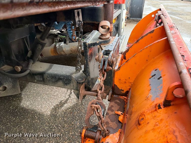 image for item FH6339 2007 International 7400 dump truck