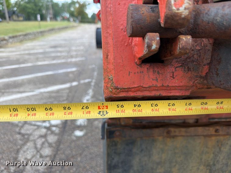image for item FH6339 2007 International 7400 dump truck