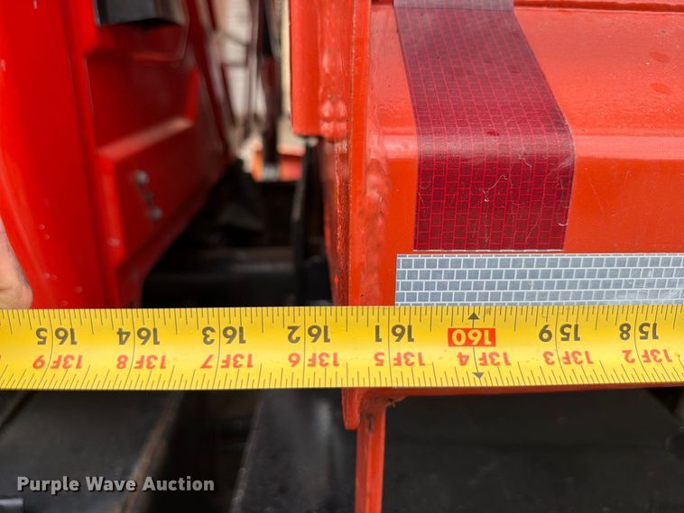 image for item FH6339 2007 International 7400 dump truck