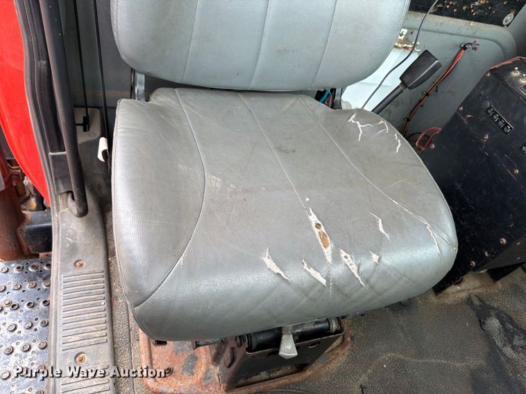image for item FH6339 2007 International 7400 dump truck