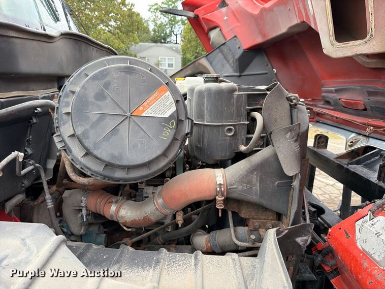 image for item FH6339 2007 International 7400 dump truck