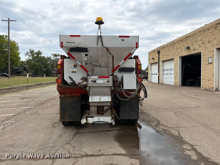 image for item FH6340 2007 International 7400 dump truck