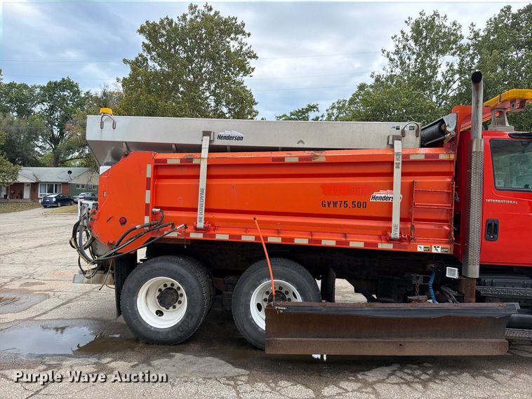 image for item FH6340 2007 International 7400 dump truck
