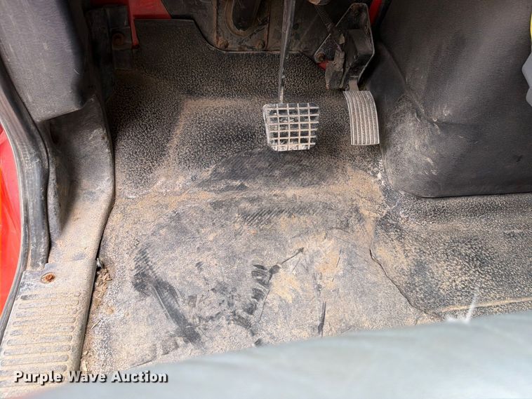 image for item FH6340 2007 International 7400 dump truck