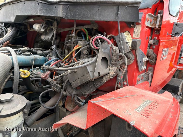 image for item FH6340 2007 International 7400 dump truck