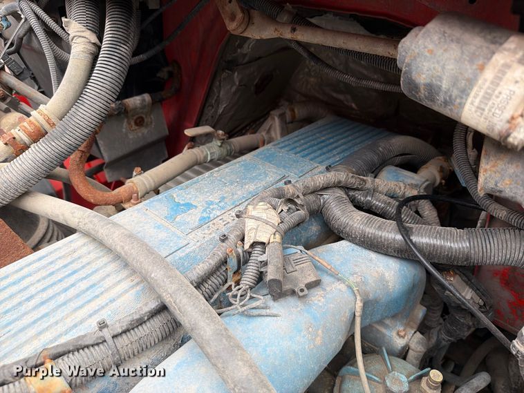 image for item FH6340 2007 International 7400 dump truck