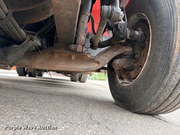 image for item FH6340 2007 International 7400 dump truck