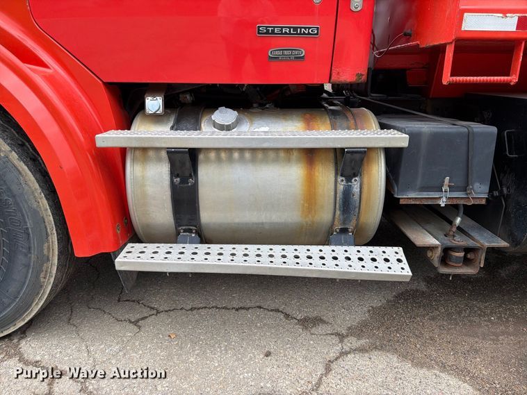 image for item FH6341 2009 Sterling L7500 dump truck