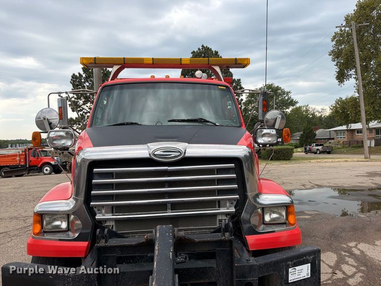 image for item FH6341 2009 Sterling L7500 dump truck