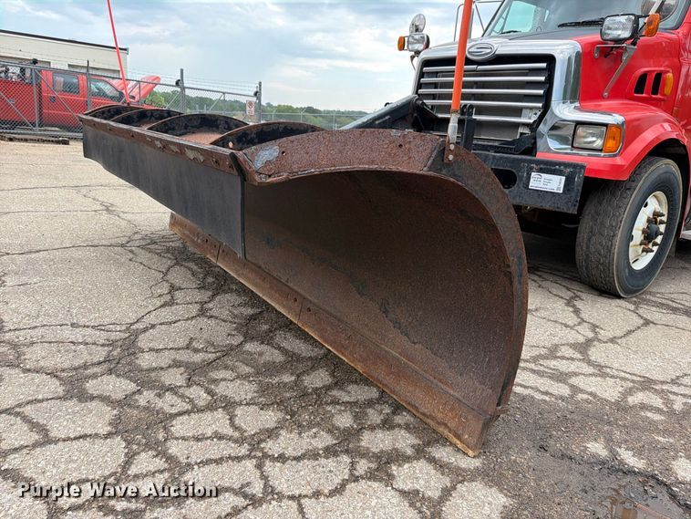 image for item FH6341 2009 Sterling L7500 dump truck