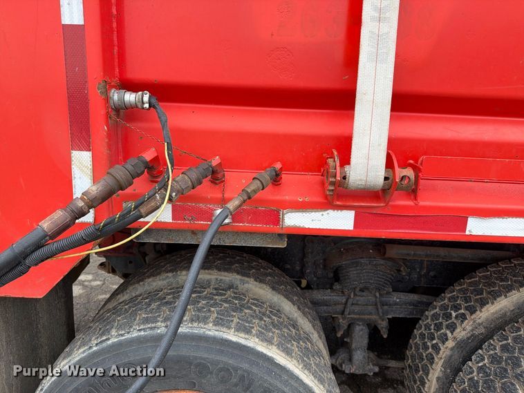 image for item FH6341 2009 Sterling L7500 dump truck